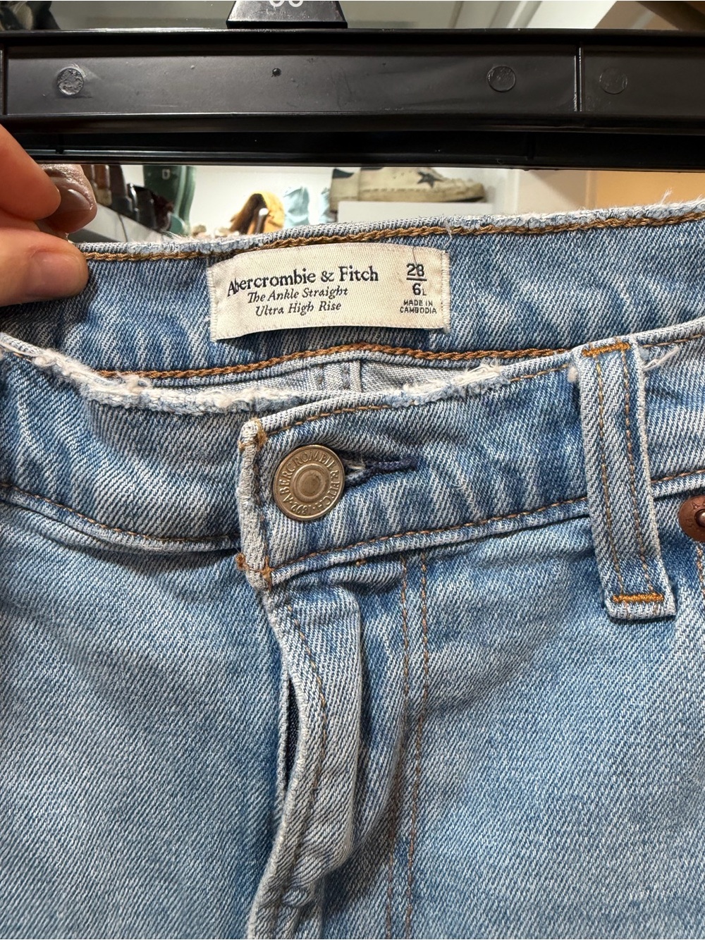 Abercrombie & Fitch Light Blue High-Rise Ankle Straight Jeans